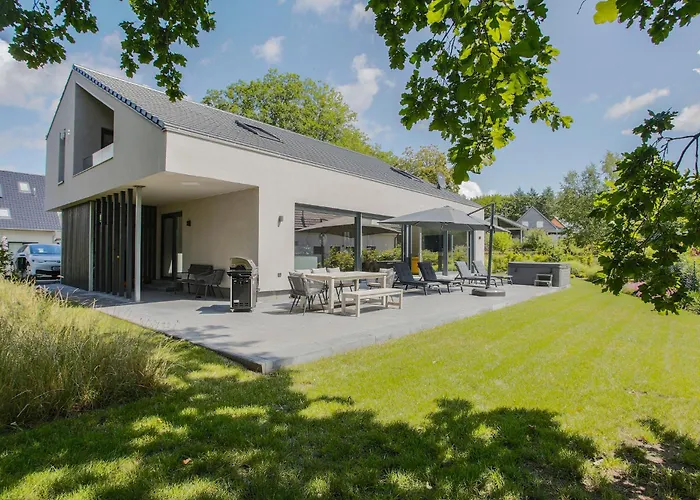 Emilia Holiday home *